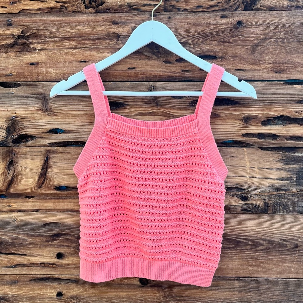 UNIVERSAL THREAD | Coral Salmon Knit Tank Top M